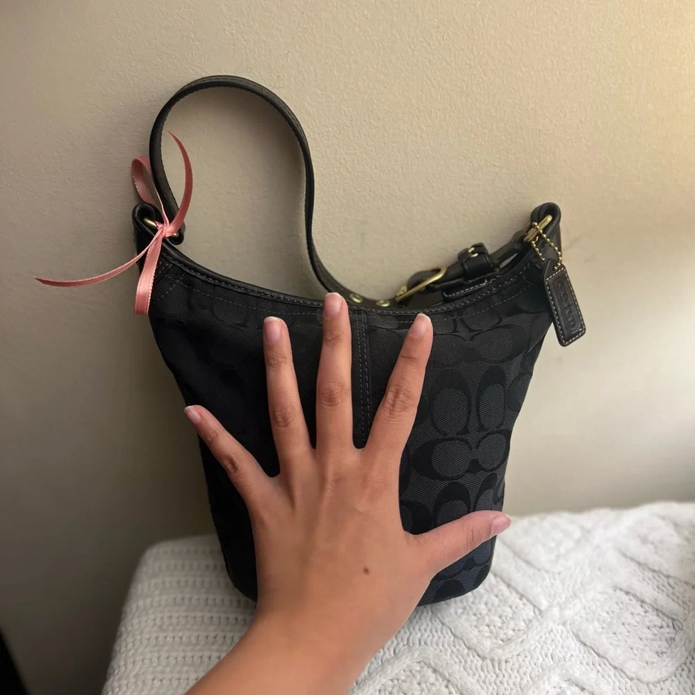 Coach Black Mini Shoulder Bucket Bag 🖤 - Picture 4 of 14